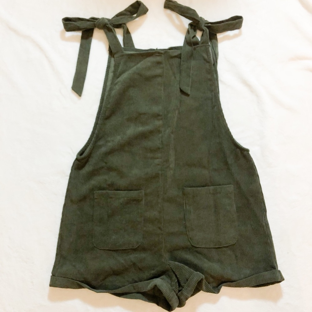 Olive Green Tie Shoulder Patch Pocket Rolled Hem Cord Overall Shorts